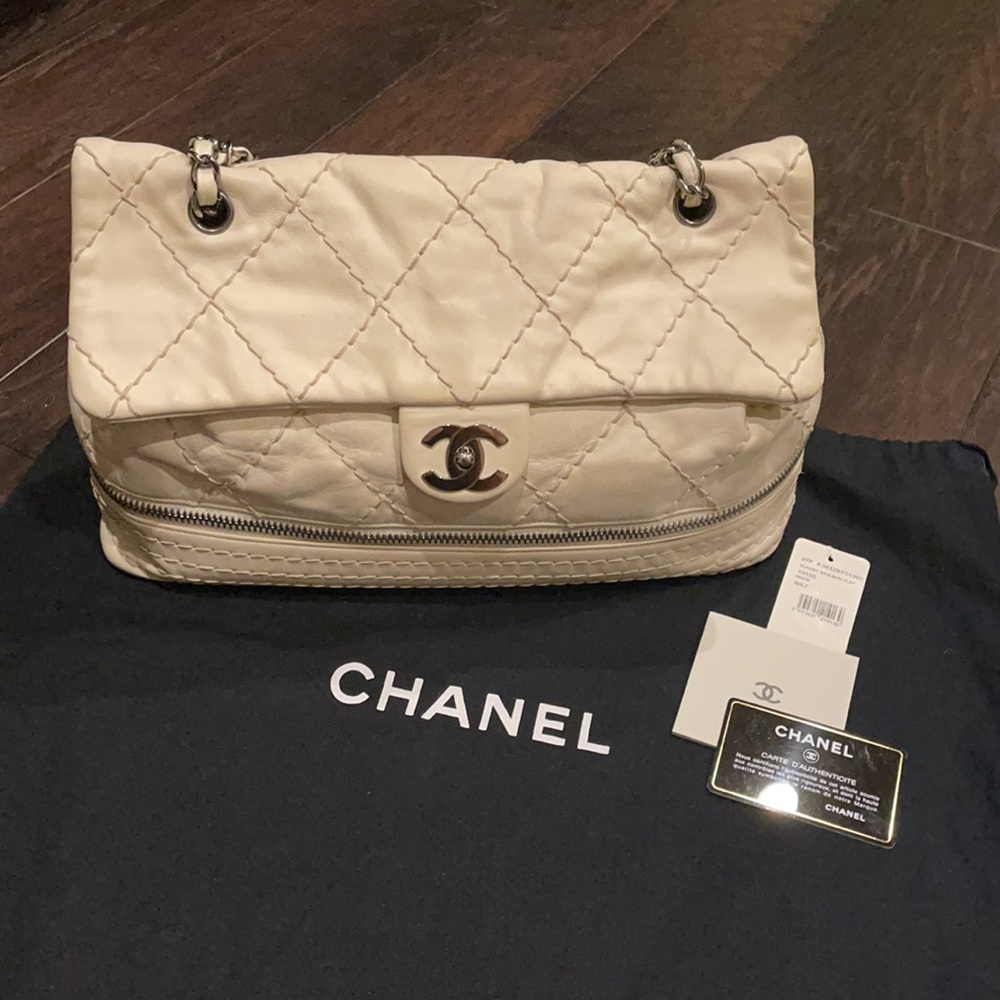 Chanel classic bag with flap